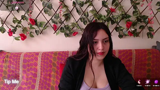 Snapshot of Jack_Emily1 chatting on 10-01-25, 05:30 Jack Emily1 online show from 10-01-25, 05:30