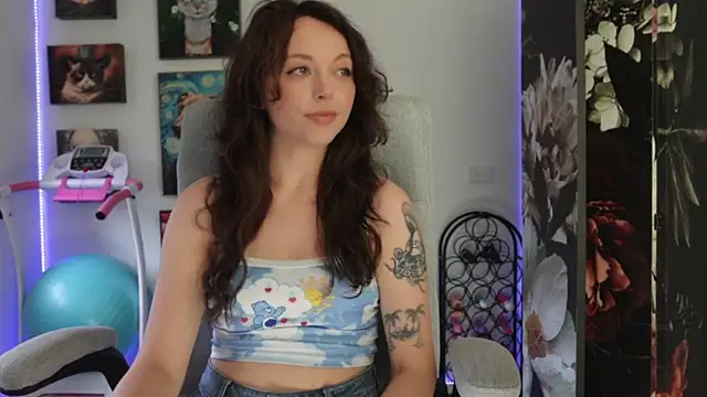 Snapshot of makiyahbelle chatting on 01-07-25, 05:33 makiyahbelle online show from 01-07-25, 05:33