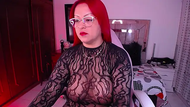 salomecastro  online show from 11-04-25, 03:16