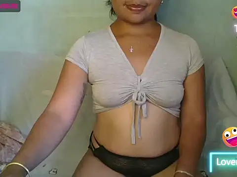 Snapshot of cathy_doll28 chatting on 11-24-25, 10:37 cathy doll28 online show from 11-24-25, 10:37