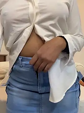 Snapshot of angelwavy chatting on 11-29-25, 09:34 angelwavy online show from 11-29-25, 09:34