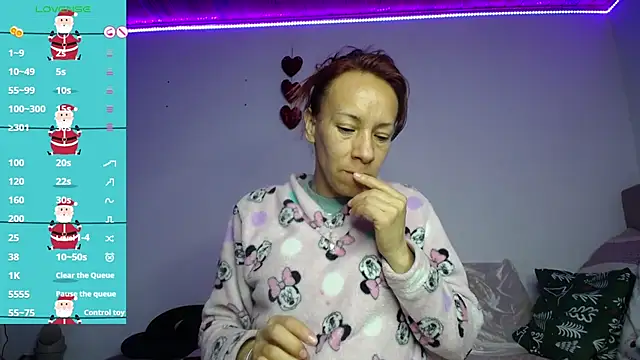 cristin doll  online show from 12-30-24, 09:37