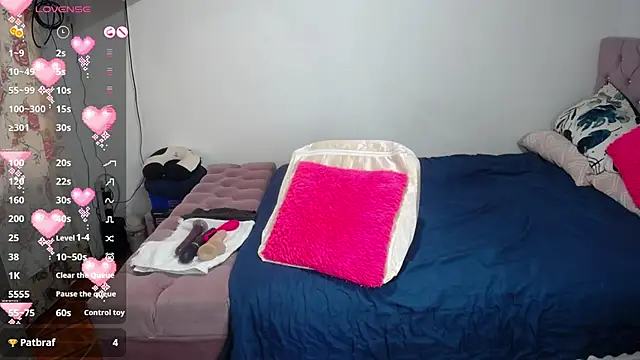 cristin doll  online show from 03-12-25, 08:31