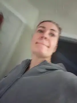 Snapshot of HollyTattoo chatting on 02-17-26, 06:36 HollyTattoo online show from 02-17-26, 06:36