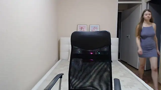 AnnaSweet18 online show from 09-12-25, 06:19