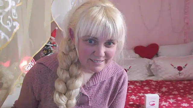 Snapshot of SunnySylvia chatting on 01-02-25, 05:07 SunnySylvia online show from 01-02-25, 05:07