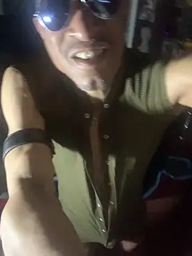 Snapshot of sashamate chatting on 02-25-25, 11:30 sashamate online show from 02-25-25, 11:30