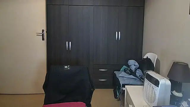 Ethangay online show from 10-28-25, 03:04