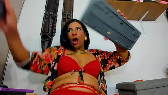 Snapshot of sashasweethot chatting on 01-06-25, 07:13 sashasweethot online show from 01-06-25, 07:13