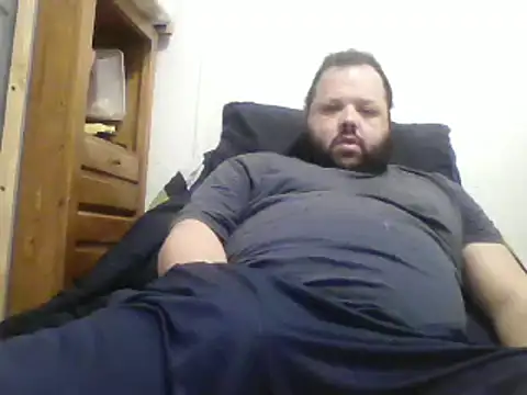Snapshot of Strongbutgentle36 chatting on 02-07-25, 06:35 Strongbutgentle36 online show from 02-07-25, 06:35