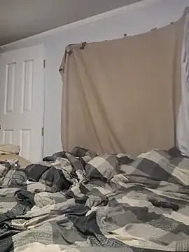 Snapshot of MaddyC6992 chatting on 10-03-25, 05:26 MaddyC6992 online show from 10-03-25, 05:26