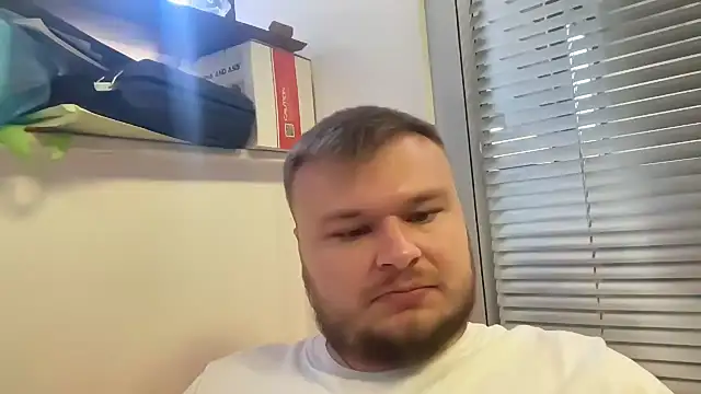 fmodel online show from 09-18-25, 09:44