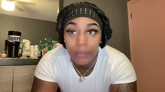 Creamesensation online show from 09-23-25, 03:48