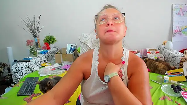 IamYourNarcotic online show from 09-18-25, 09:11