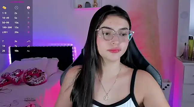 esmeralda colllins online show from 03-18-25, 01:09