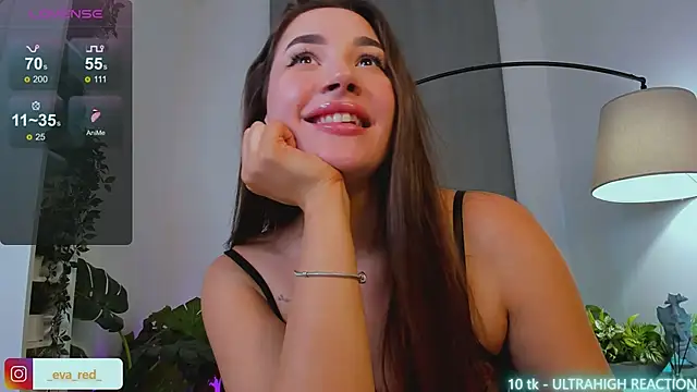 Snapshot of _Eva_Rose_ chatting on 01-28-25, 04:52 Eva Rose online show from 01-28-25, 04:52