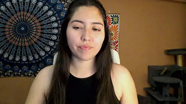 Snapshot of IntimateTales chatting on 11-05-25, 07:03 IntimateTales online show from 11-05-25, 07:03