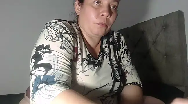 Snapshot of tiffany_horny_1 chatting on 02-07-25, 06:24 tiffany horny 1 online show from 02-07-25, 06:24