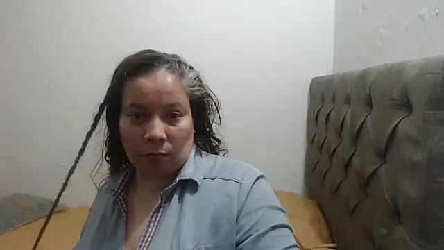 Snapshot of tiffany_horny_1 chatting on 10-09-25, 06:22 tiffany horny 1 online show from 10-09-25, 06:22