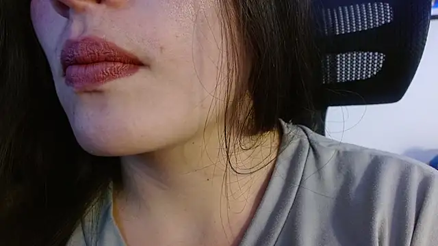 Honey Aynur20 online show from 10-28-25, 05:15