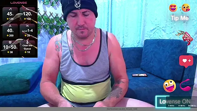 Snapshot of xavier_1988 chatting on 02-01-25, 06:40 xavier 1988 online show from 02-01-25, 06:40