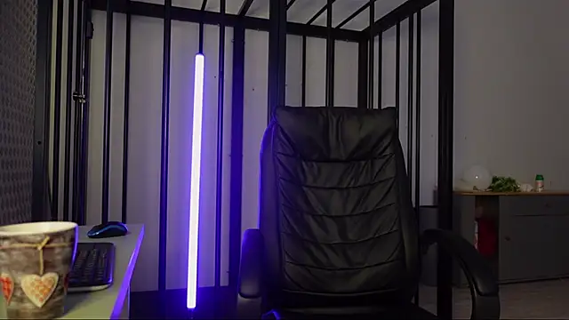 Snapshot of Tommy_Burnz chatting on 01-18-25, 07:38 Tommy Burnz online show from 01-18-25, 07:38