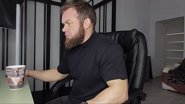 Snapshot of Tommy_Burnz chatting on 03-03-25, 09:11 Tommy Burnz online show from 03-03-25, 09:11