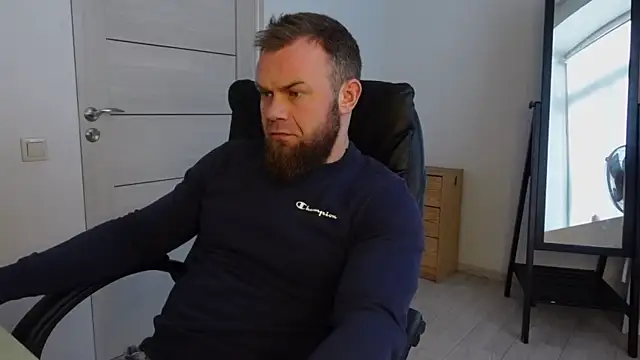 Snapshot of Tommy_Burnz chatting on 03-15-25, 07:20 Tommy Burnz online show from 03-15-25, 07:20