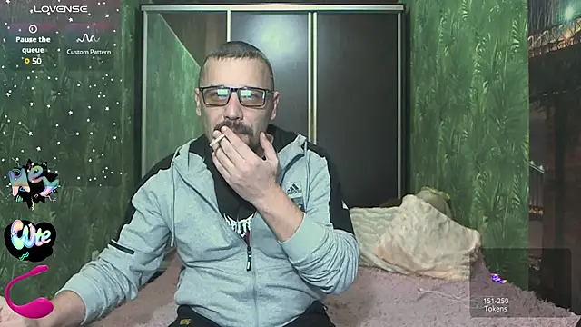 DanielOhCool online show from 12-14-24, 06:20