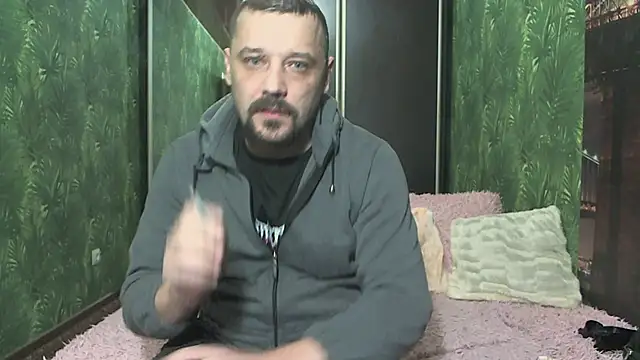 DanielOhCool online show from 12-16-24, 09:24