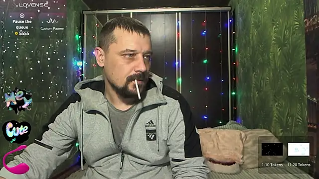 DanielOhCool online show from 12-29-24, 01:49