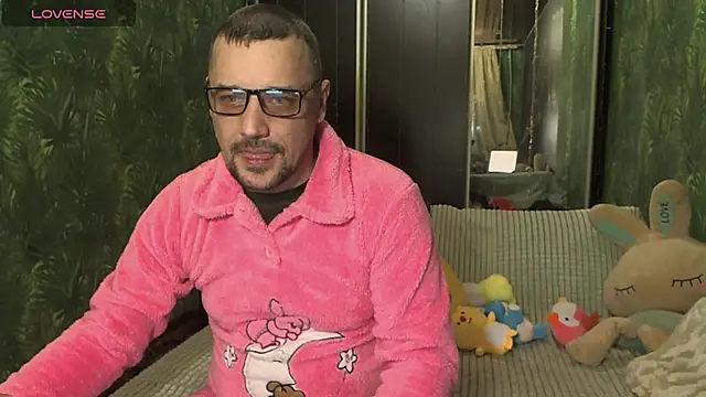 DanielOhCool online show from 01-17-25, 01:46