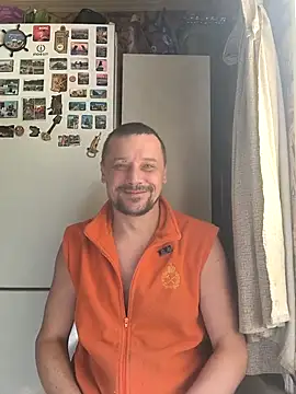 DanielOhCool online show from 09-15-25, 08:03