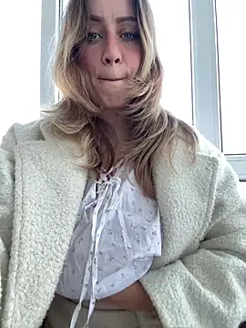 Snapshot of Puzdosia chatting on 11-27-25, 07:32 Puzdosia online show from 11-27-25, 07:32