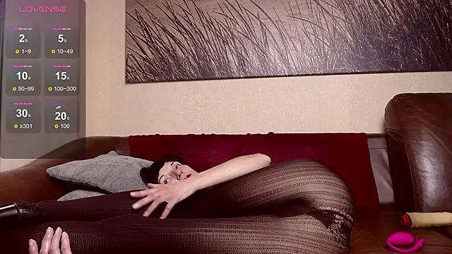 ElizabethLong online show from 09-13-25, 04:18