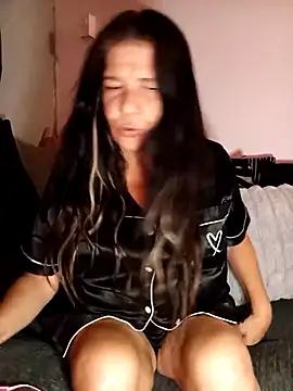 Leanne43 online show from 11-14-25, 09:35