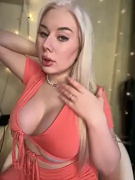 LaraHollywood online show from 02-01-25, 02:37