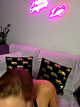 VickyDiamondx online show from 09-10-25, 06:19