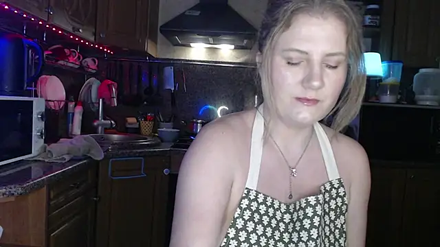 LizaCakes online show from 01-27-25, 03:18