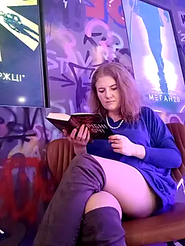 LizaCakes online show from 03-13-25, 03:17