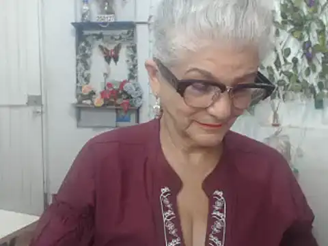 FunnyGrandma online show from 01-19-25, 01:43