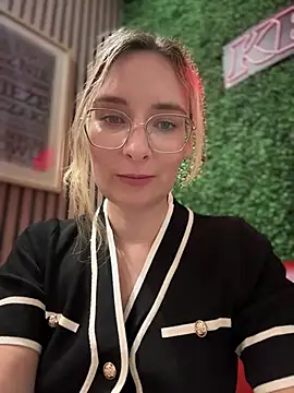 The Snowwhitee online show from 03-13-25, 10:21