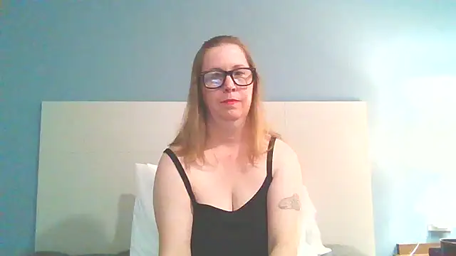 Snapshot of SweetandNaughty1 chatting on 02-24-25, 09:43 SweetandNaughty1 online show from 02-24-25, 09:43