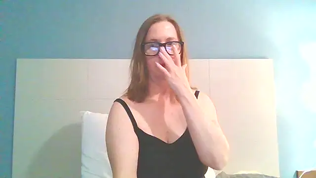 Snapshot of SweetandNaughty1 chatting on 03-06-25, 03:57 SweetandNaughty1 online show from 03-06-25, 03:57