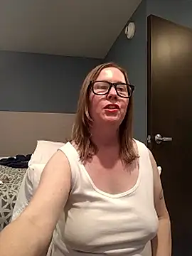 Snapshot of SweetandNaughty1 chatting on 10-21-25, 07:53 SweetandNaughty1 online show from 10-21-25, 07:53