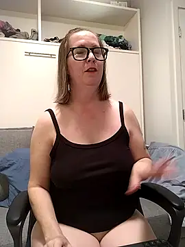 SweetandNaughty1 online show from 02-03-26, 03:26