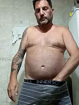 Snapshot of Reload_033 chatting on 02-26-26, 04:00 Reload 033 online show from 02-26-26, 04:00