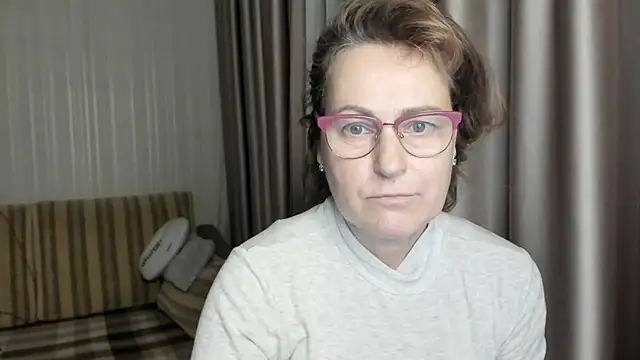 lauraoven online show from 01-14-25, 05:01