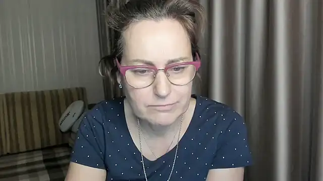 lauraoven online show from 01-15-25, 07:12