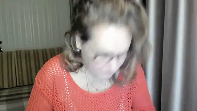 lauraoven online show from 01-22-25, 06:42